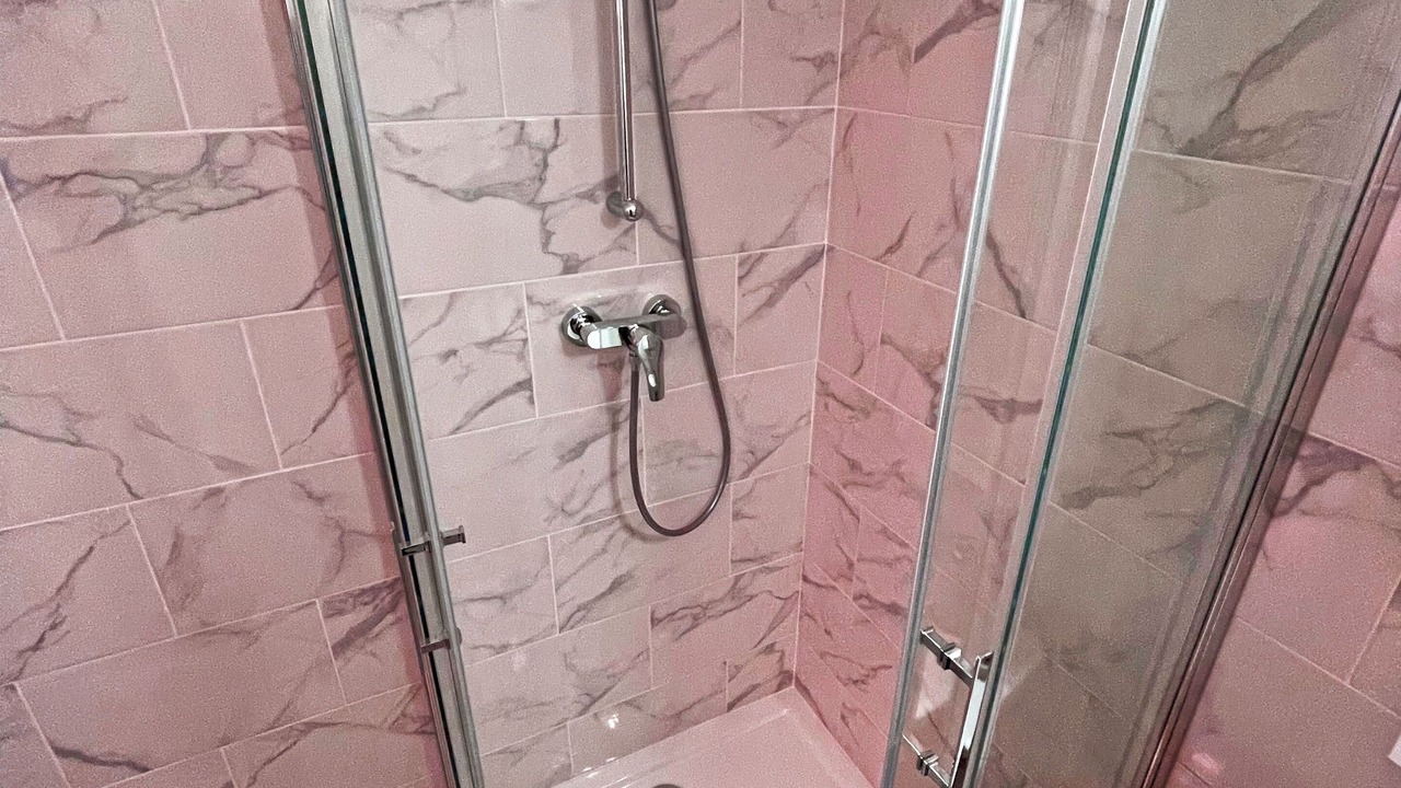 Photo of Bathroom in Arcueil