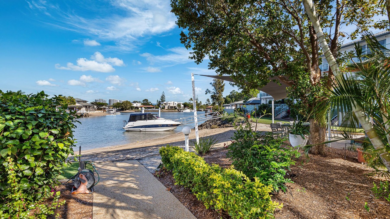 Photo of Others in Biggera Waters