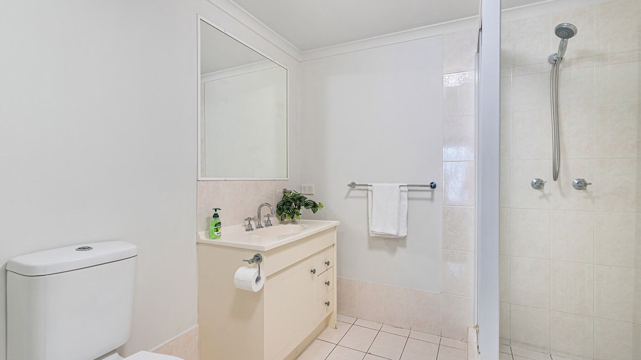 Photo of Bathroom in Biggera Waters