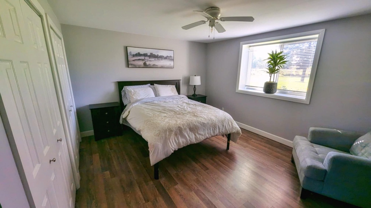 Photo of Bedroom in Wiarton