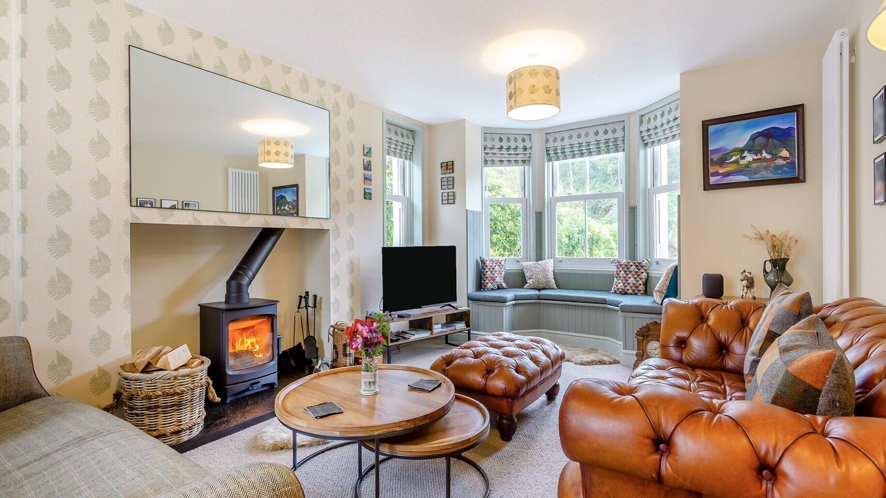 Photo of Others in Nostie