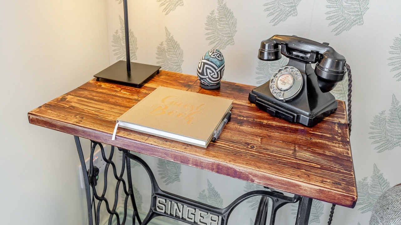 Photo of Others in Nostie