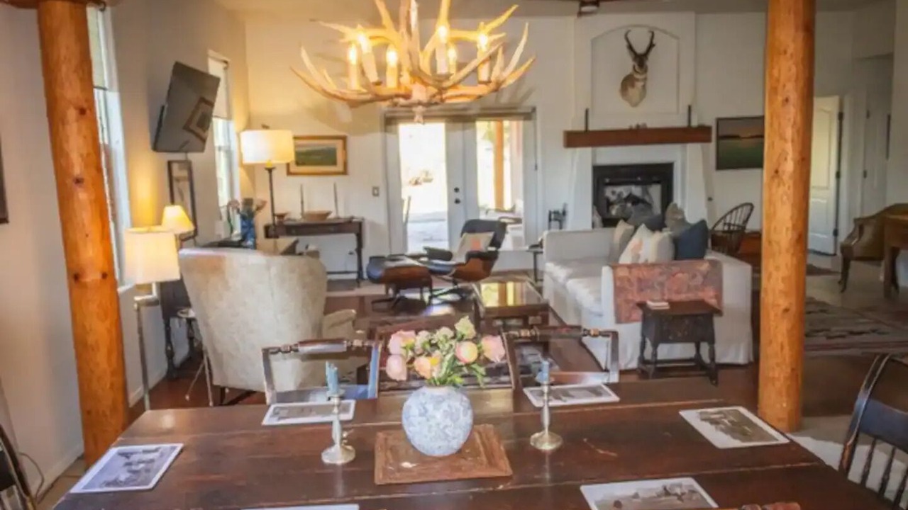 Photo of Livingroom in Tyrone