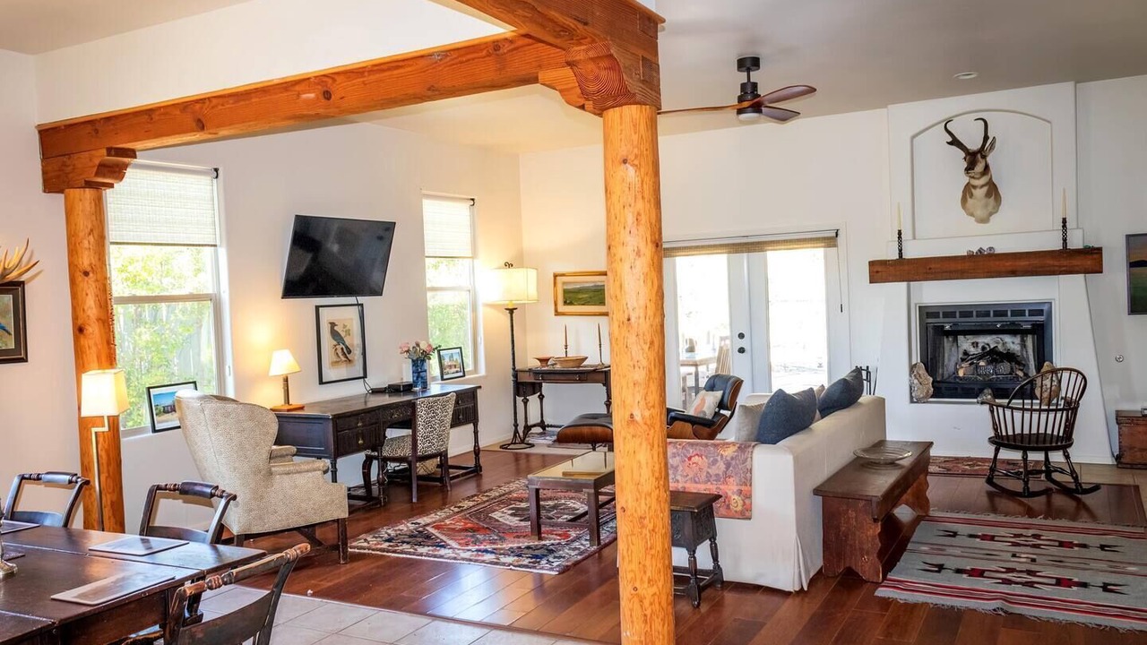Photo of Livingroom in Tyrone