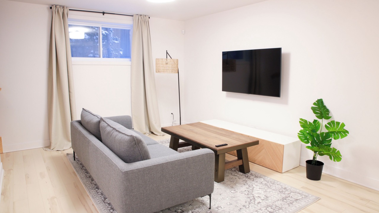 Photo of Livingroom in Lac-Swell