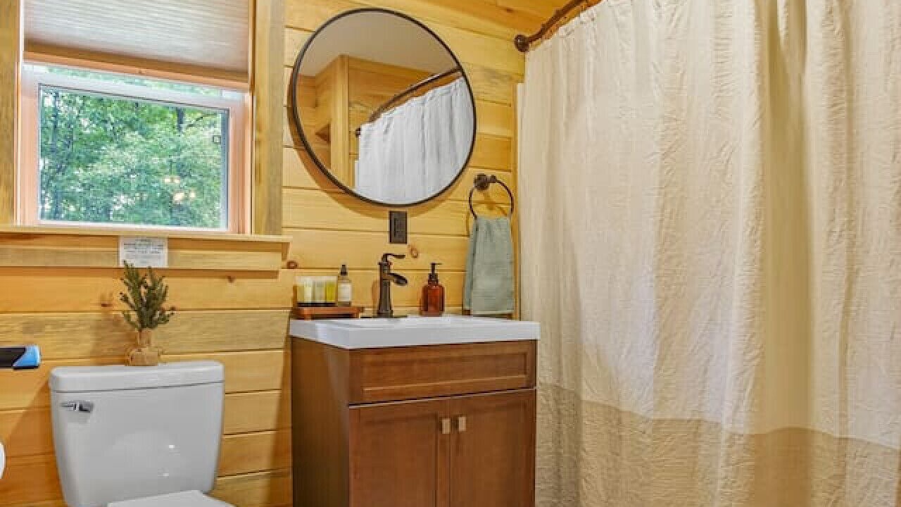 Photo of Bathroom in Orbisonia