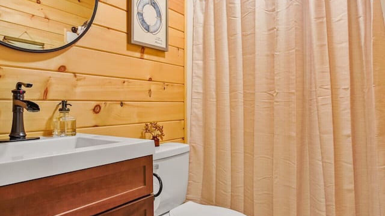 Photo of Bathroom in Orbisonia