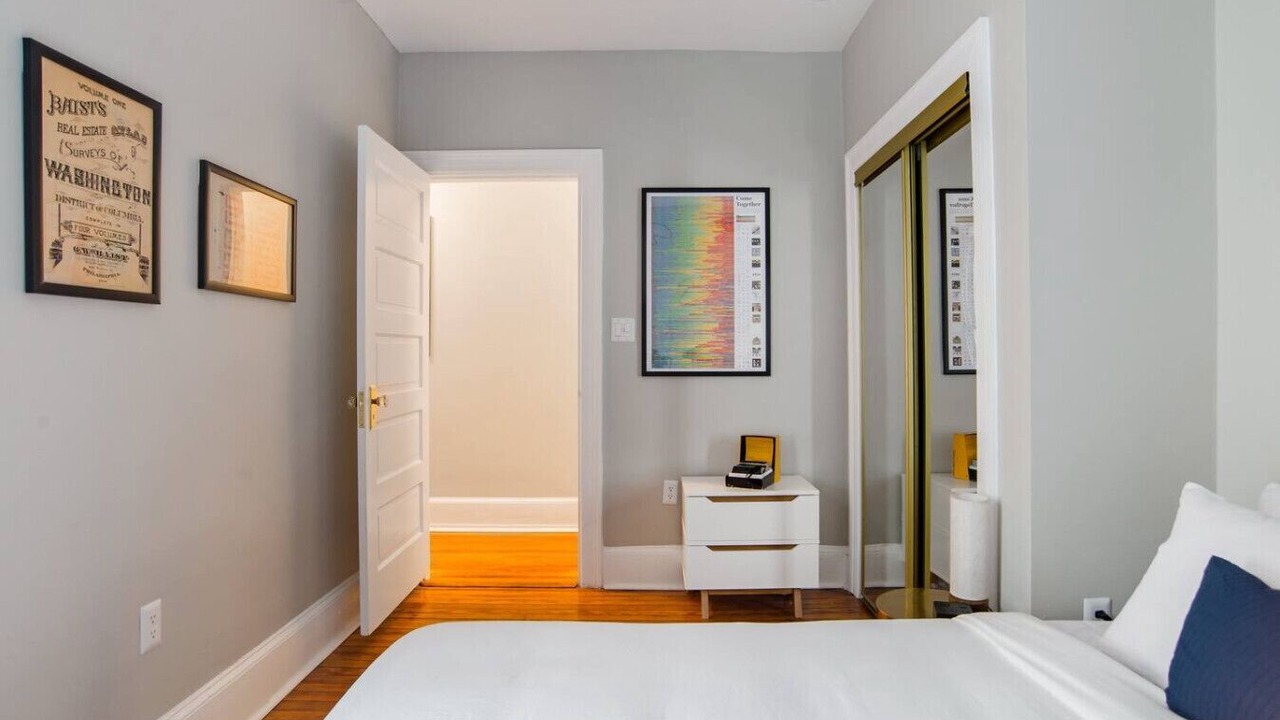 Photo of Bedroom in Truxton Circle