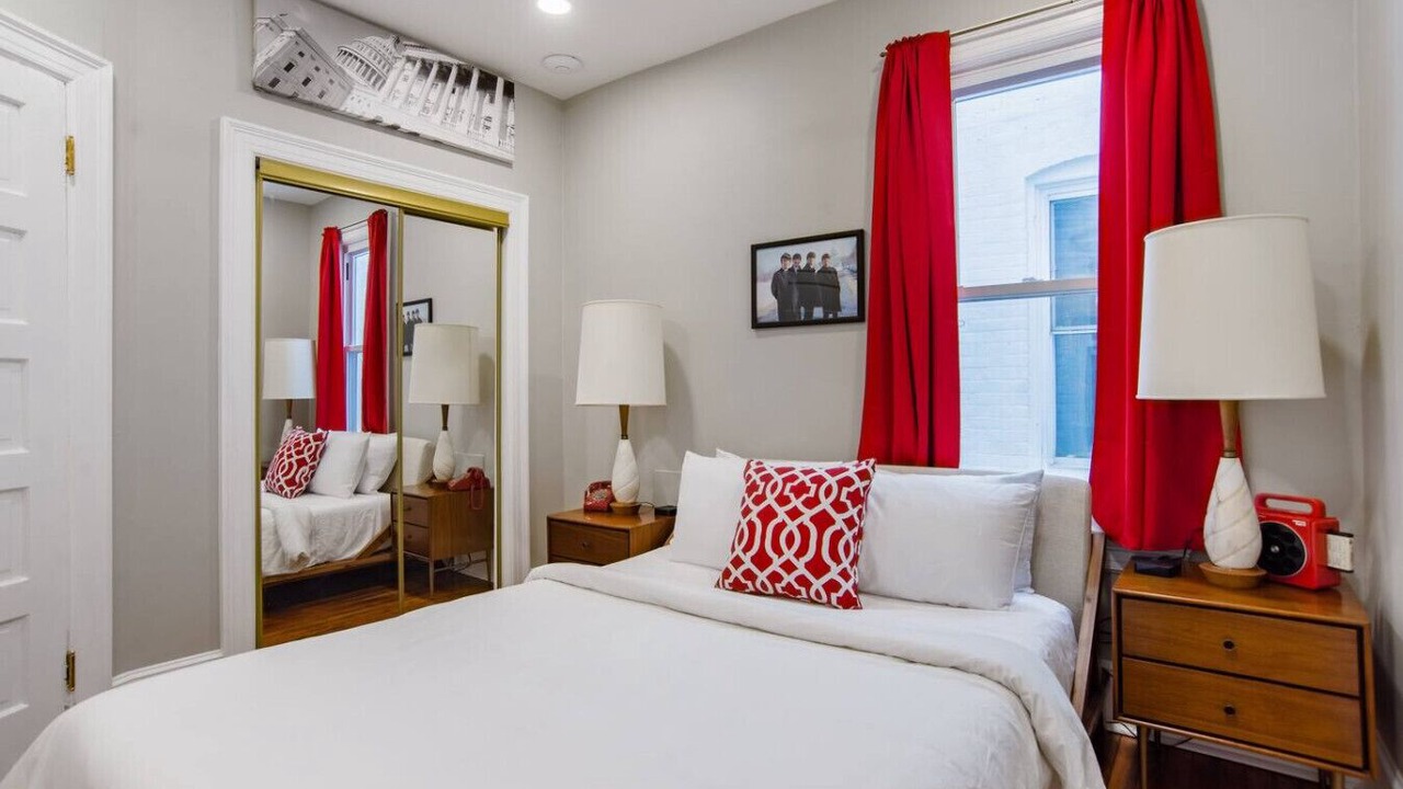 Photo of Bedroom in Truxton Circle