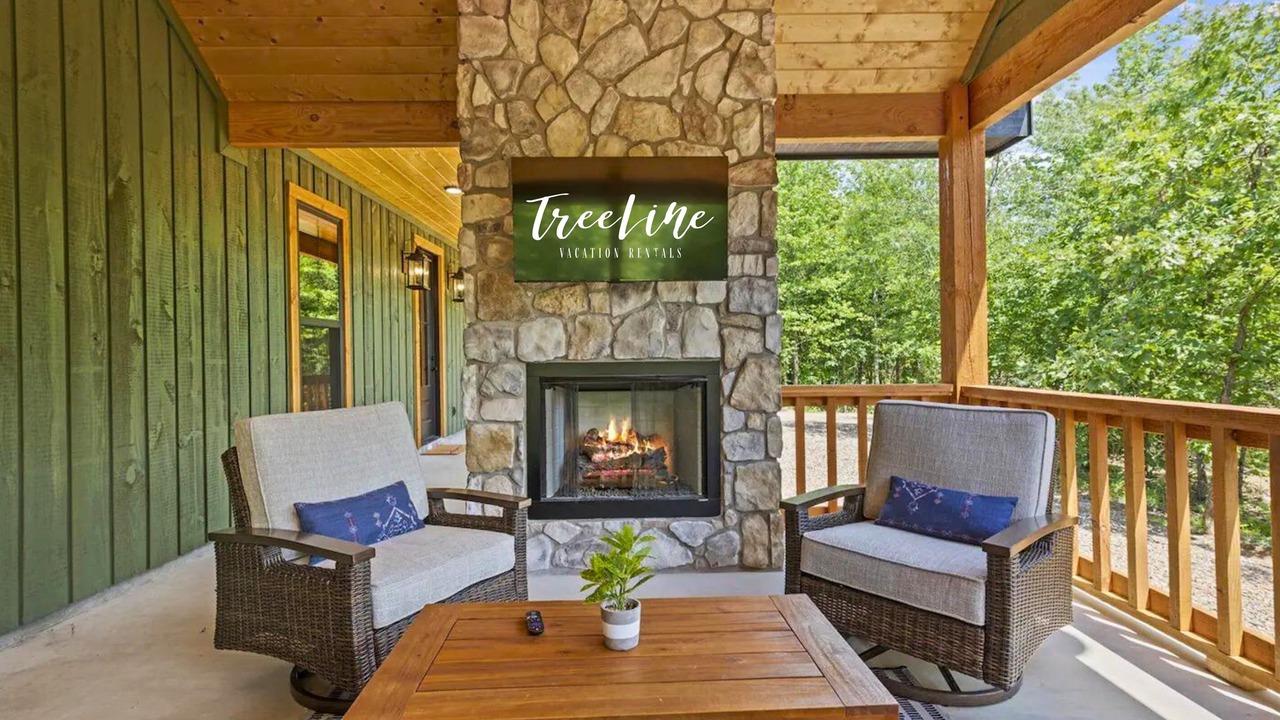 Photo of Livingroom in Broken Bow