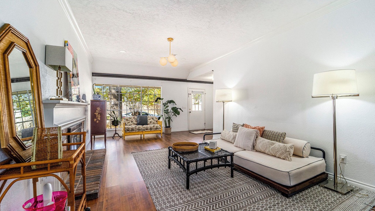Photo of Livingroom in Barker