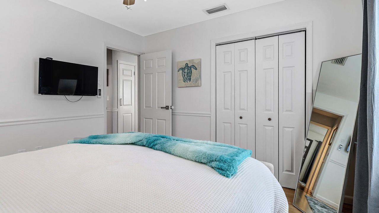 Photo of Bedroom in Golden Gate