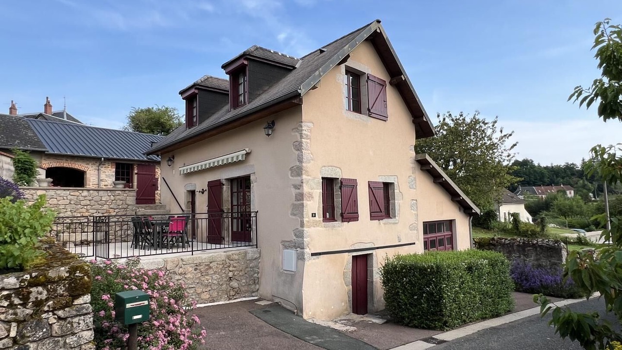 Photo of Outdoor in Saint-Leger-sous-Beuvray