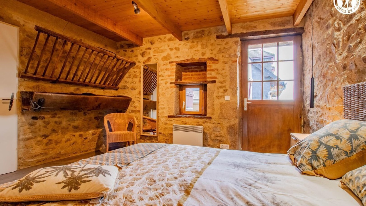 Photo of Bedroom in Saint-Leger-sous-Beuvray