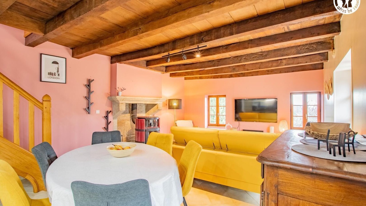 Photo of Others in Saint-Leger-sous-Beuvray