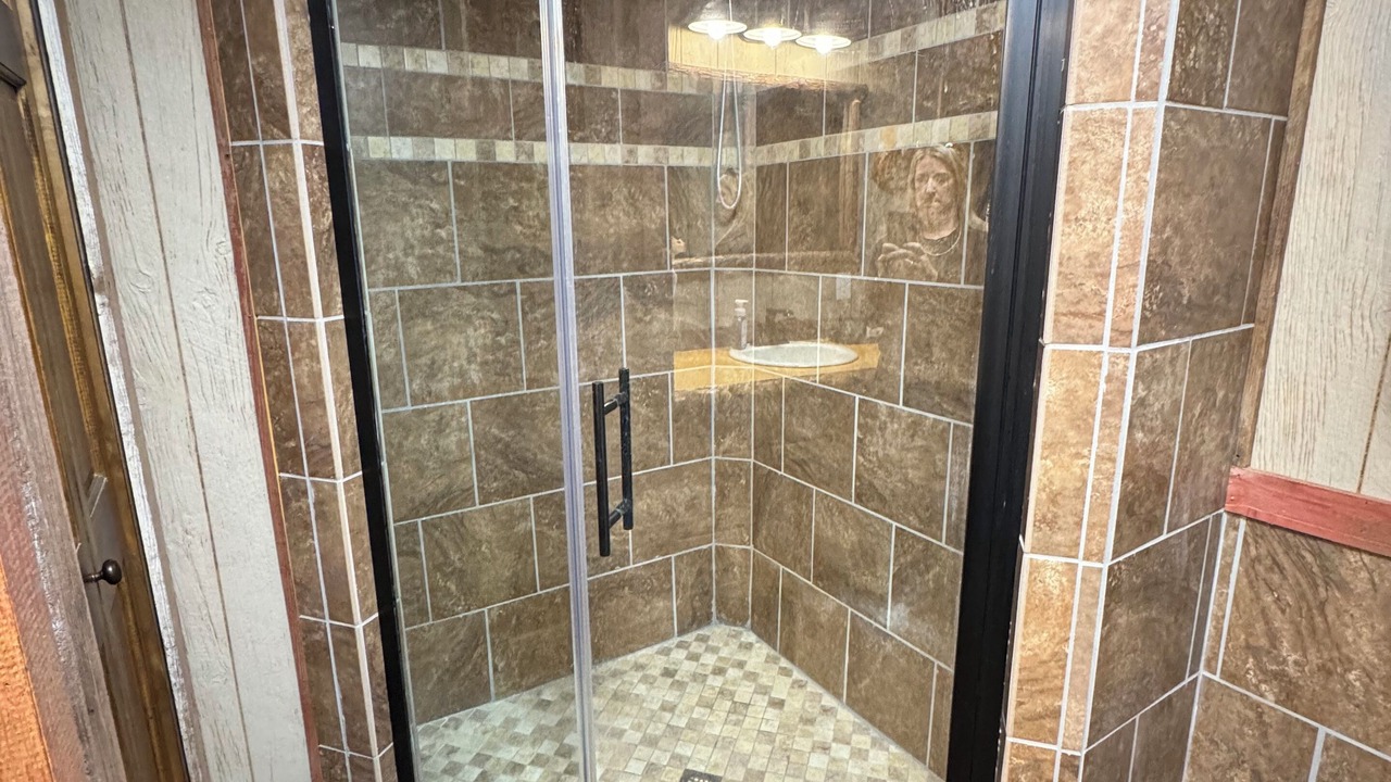 Photo of Bathroom in Ponca City