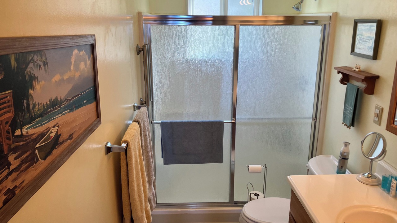 Photo of Bathroom in Freeland