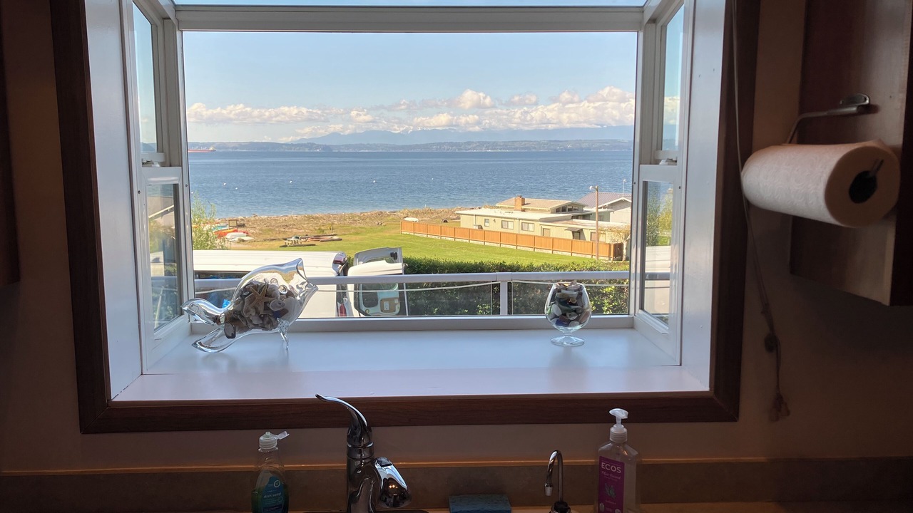 Photo of Others in Freeland