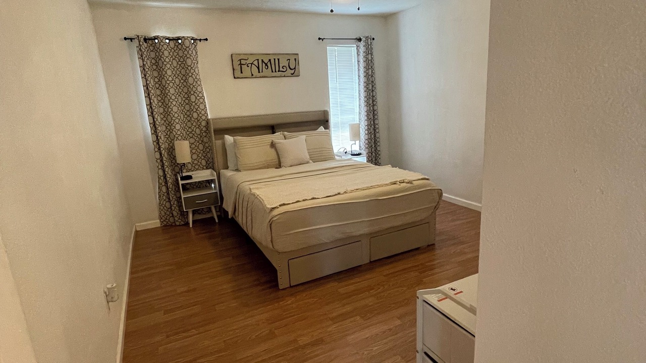 Photo of Bedroom in Orange
