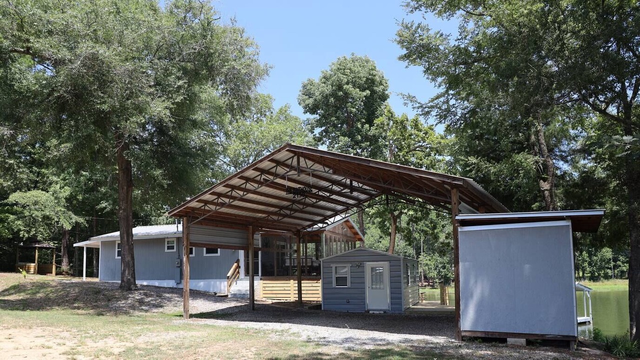 Photo of Outdoor in Abbeville