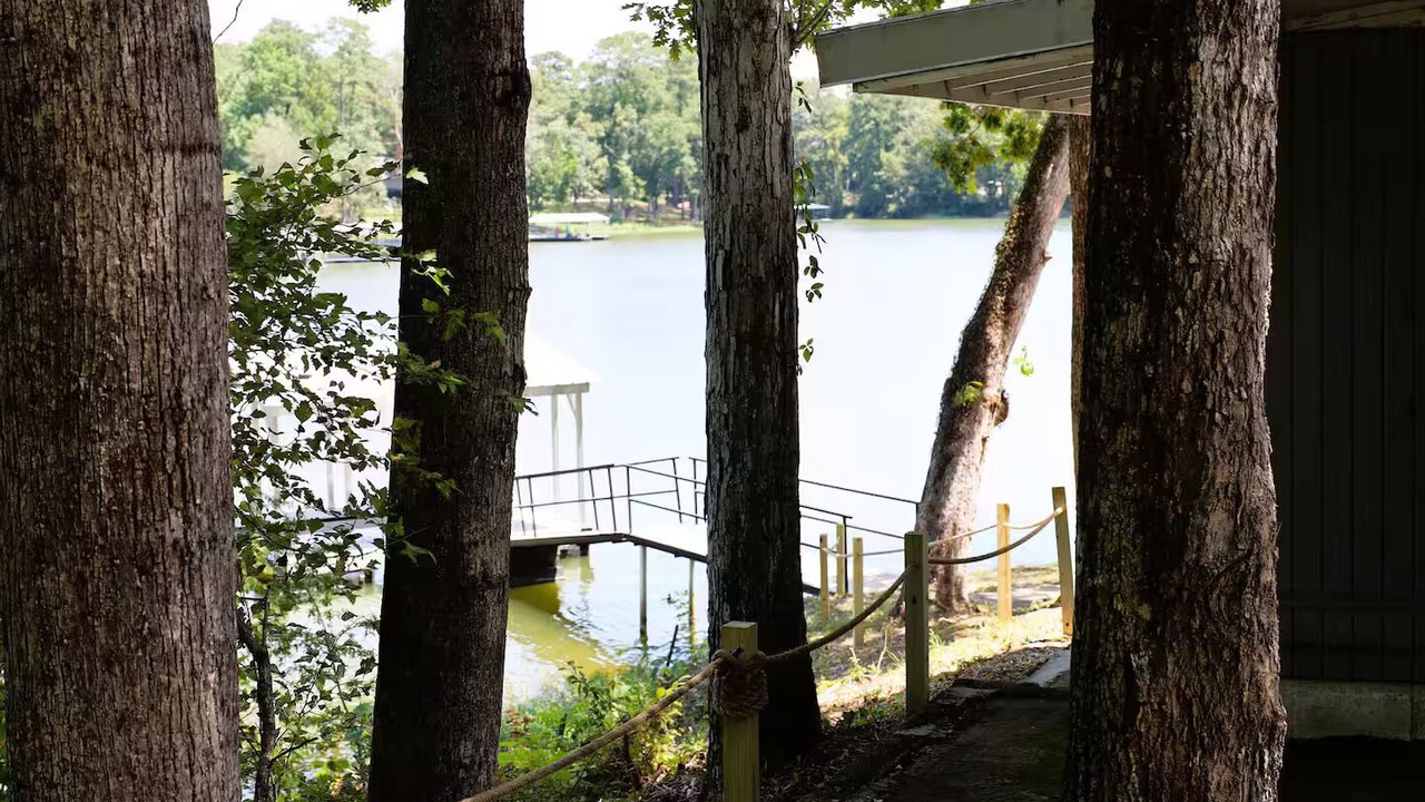 Photo of Outdoor in Abbeville