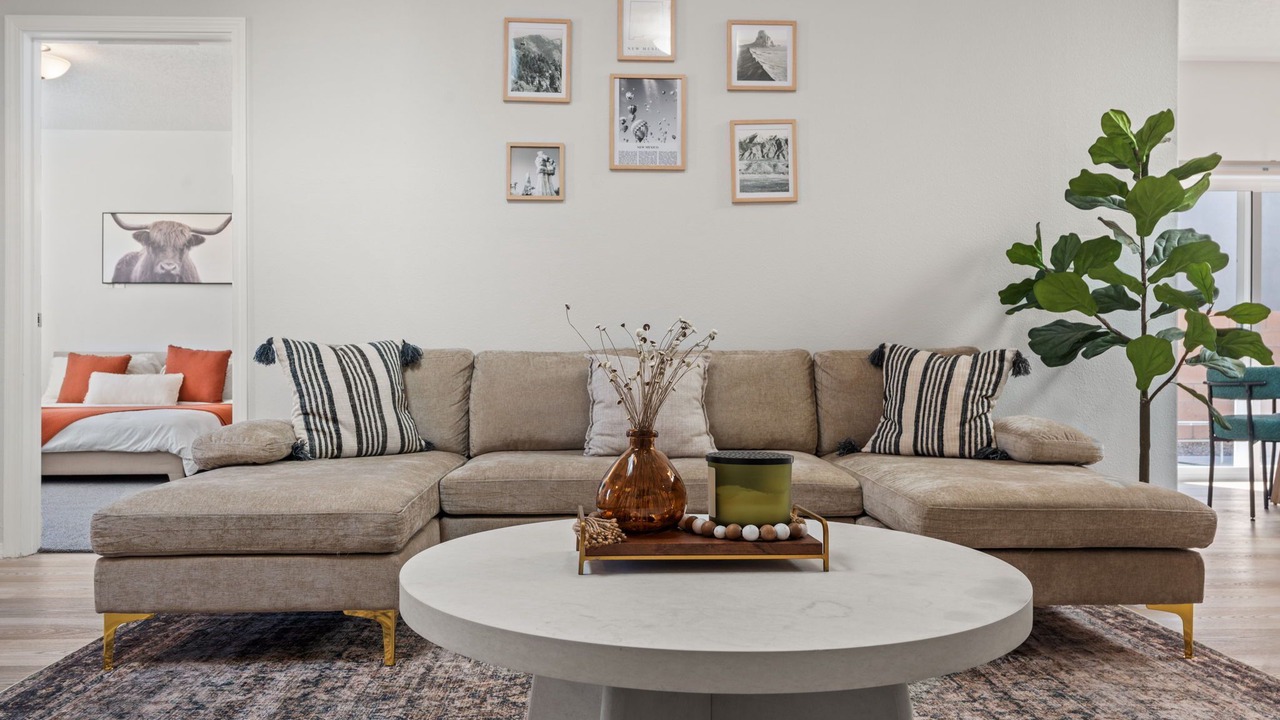 Photo of Livingroom in Mesa Del Sol Innovation Park