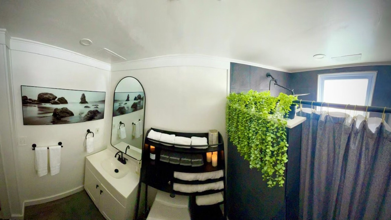 Photo of Bathroom in Long Beach