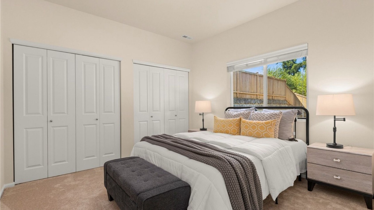 Photo of Bedroom in Martha Lake