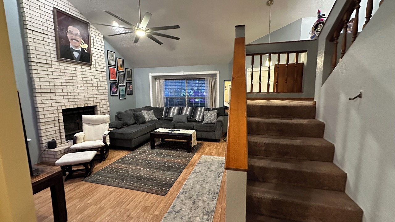 Photo of Livingroom in Westgate Heights