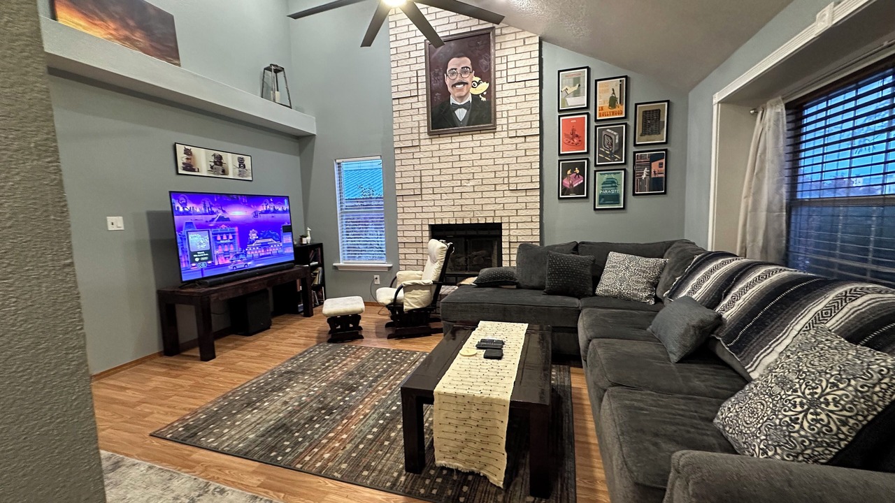 Photo of Livingroom in Westgate Heights