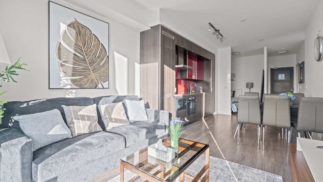 Photo of Livingroom in Toronto Entertainment District
