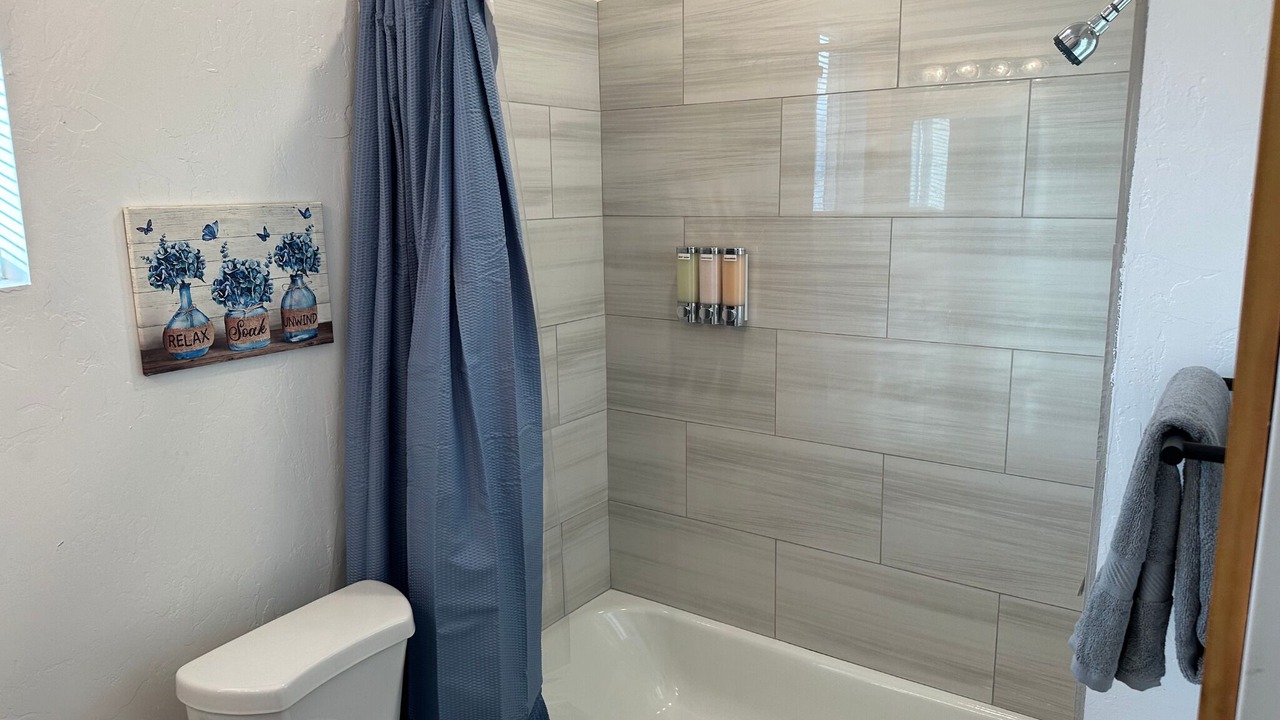 Photo of Bathroom in Garden City