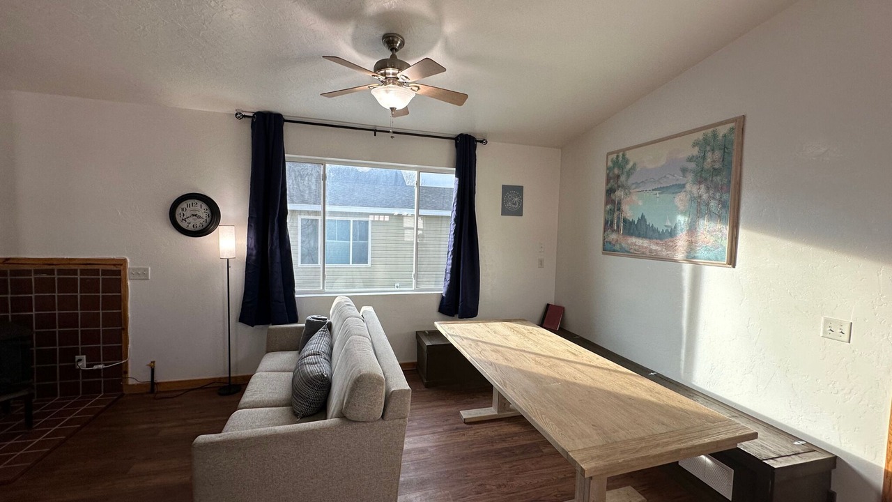 Photo of Livingroom in Garden City