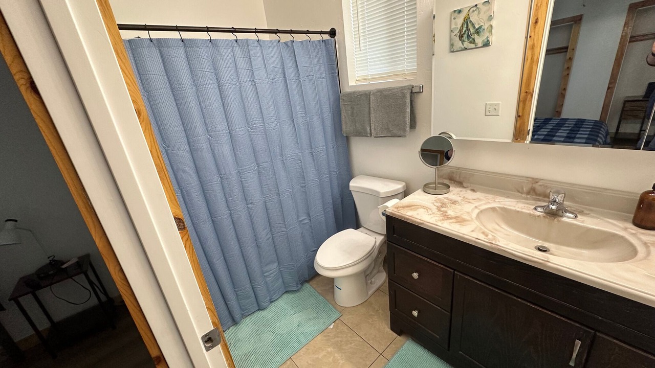 Photo of Bathroom in Garden City