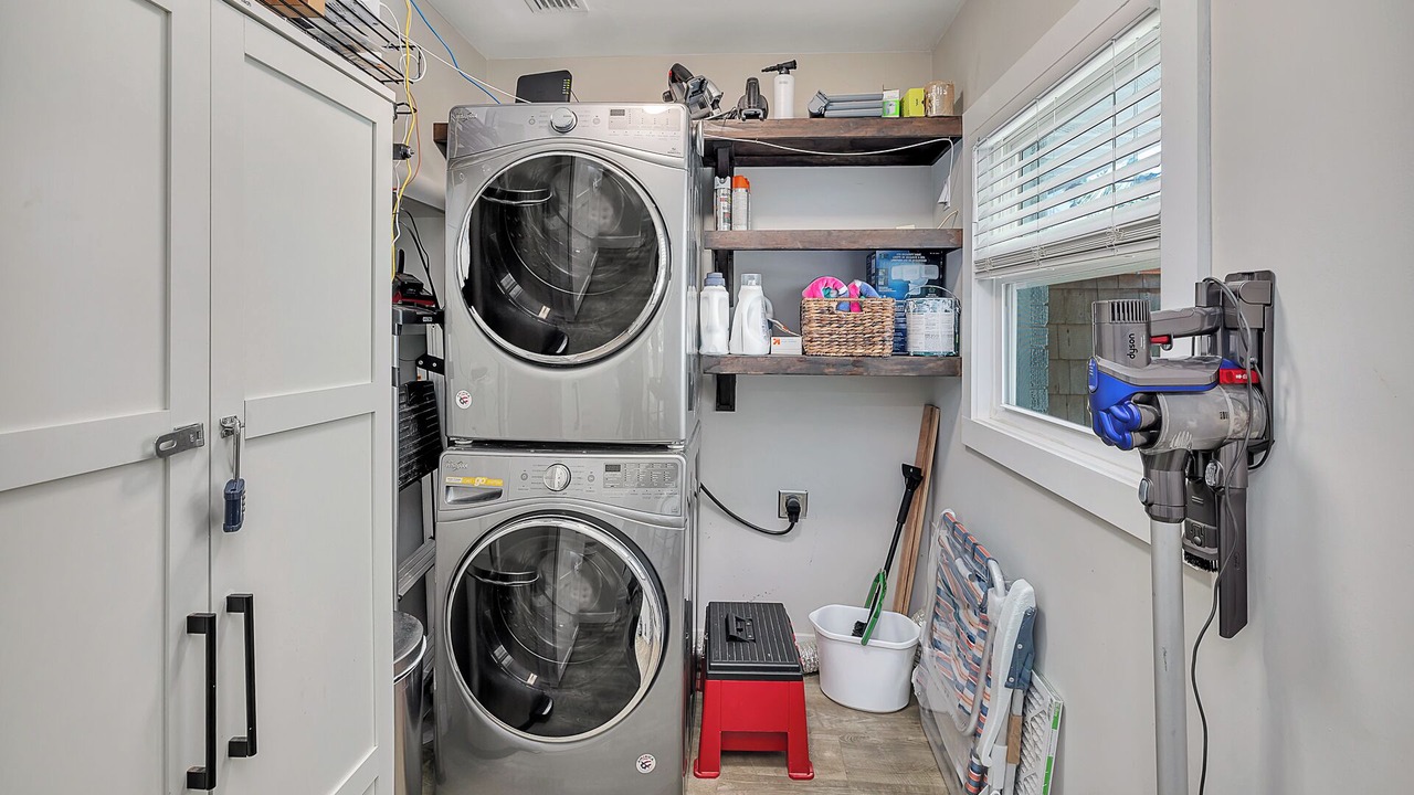 Photo of Others in Saint Simons Heights