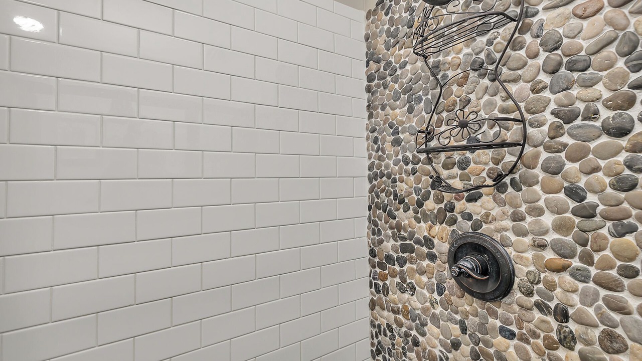 Photo of Others in Saint Simons Heights