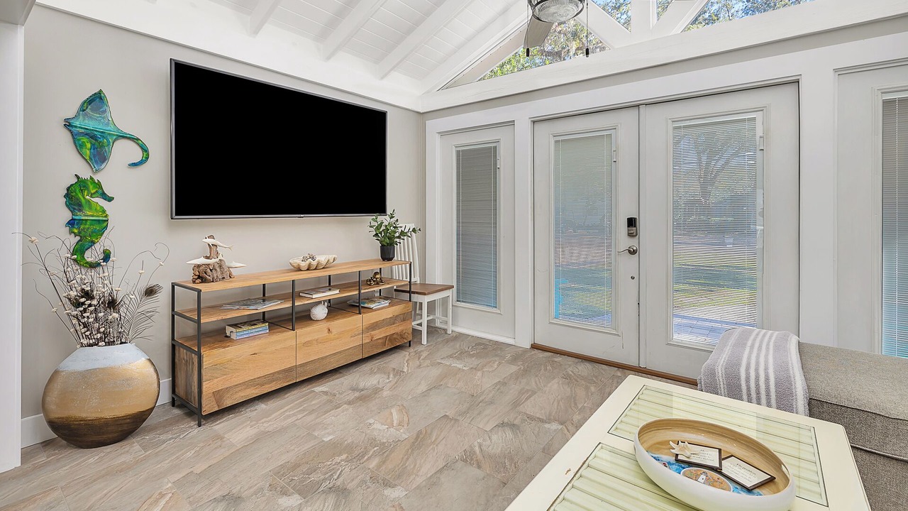 Photo of Livingroom in Saint Simons Heights