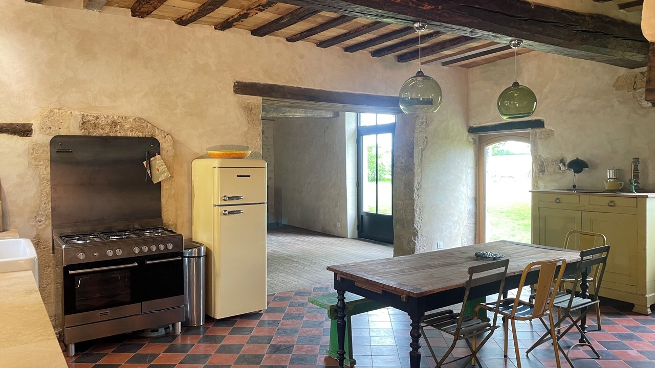 Photo of Others in Comblot