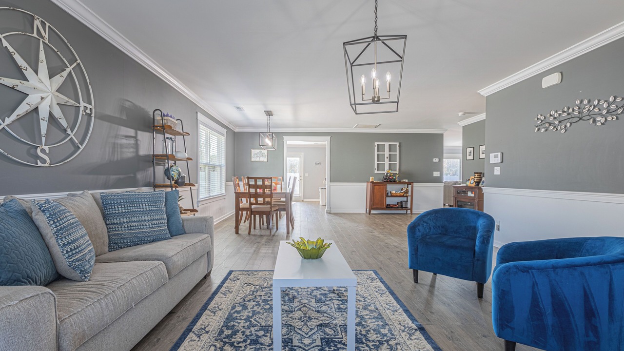 Photo of Livingroom in Little River