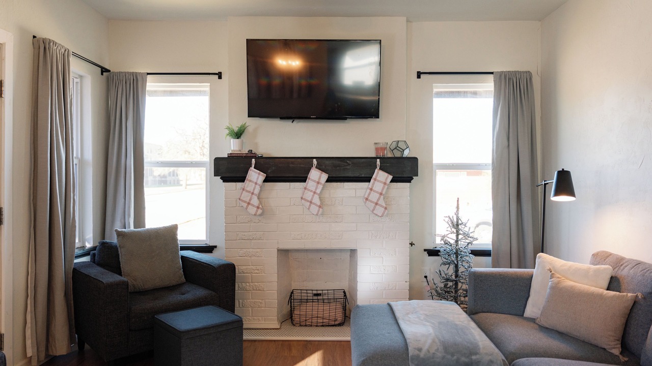 Photo of Livingroom in Guthrie