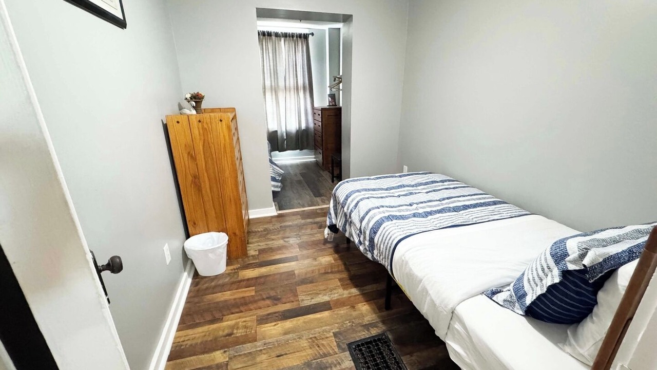 Photo of Bedroom in Greenfield
