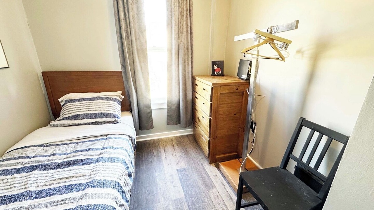 Photo of Bedroom in Greenfield