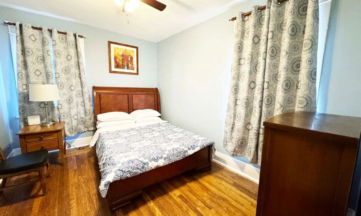 Photo of Bedroom in Point Breeze North