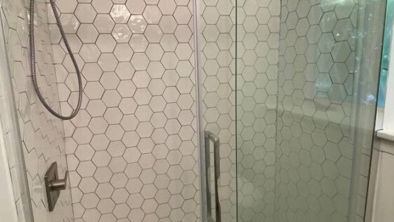 Photo of Bathroom in Point Breeze North