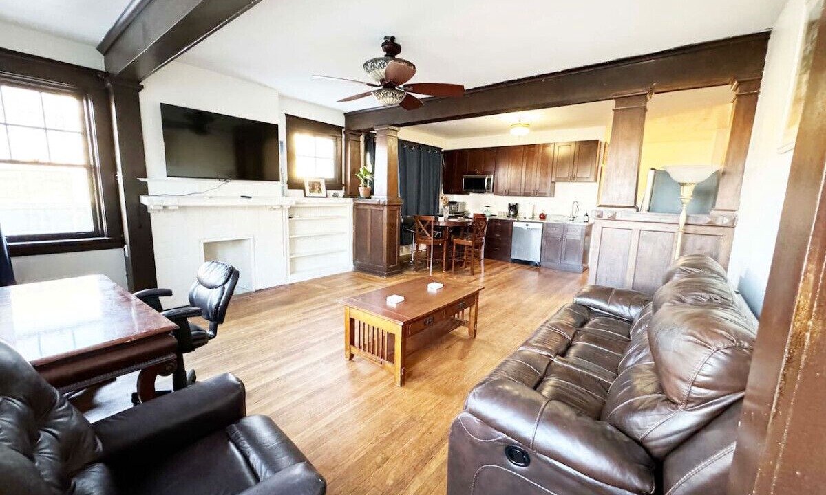 Photo of Livingroom in Point Breeze North