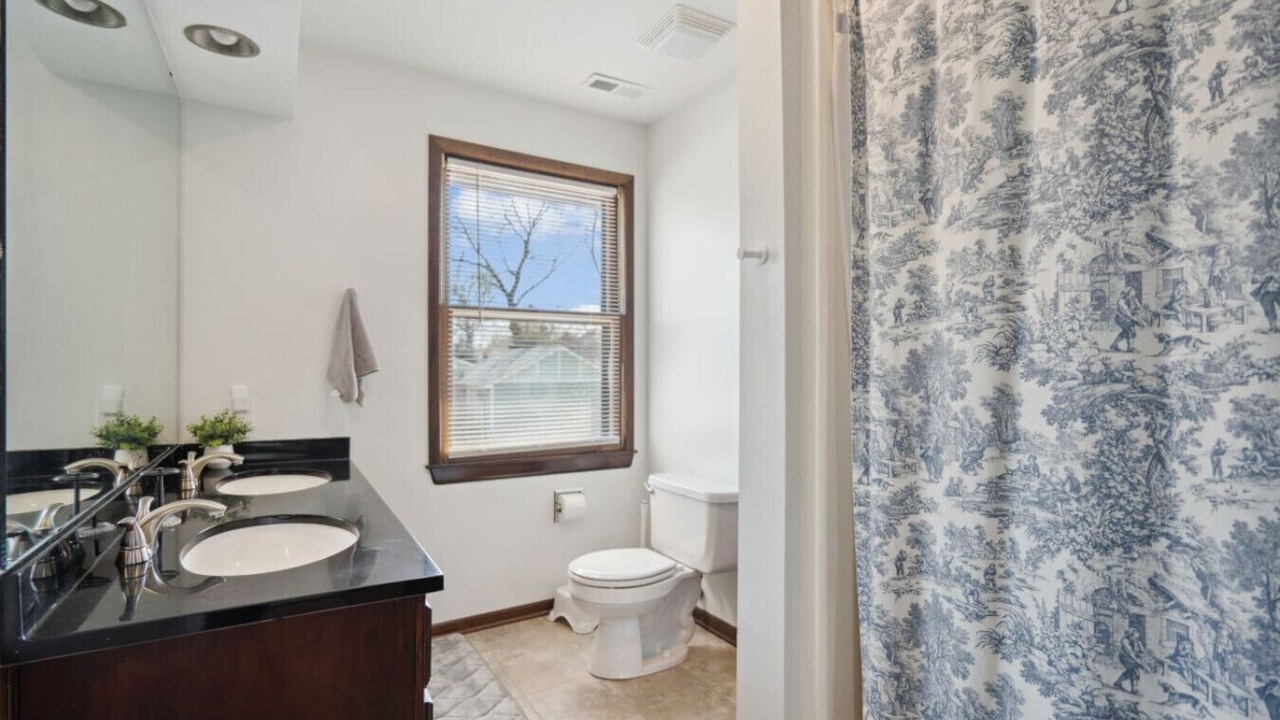 Photo of Bathroom in Des Moines