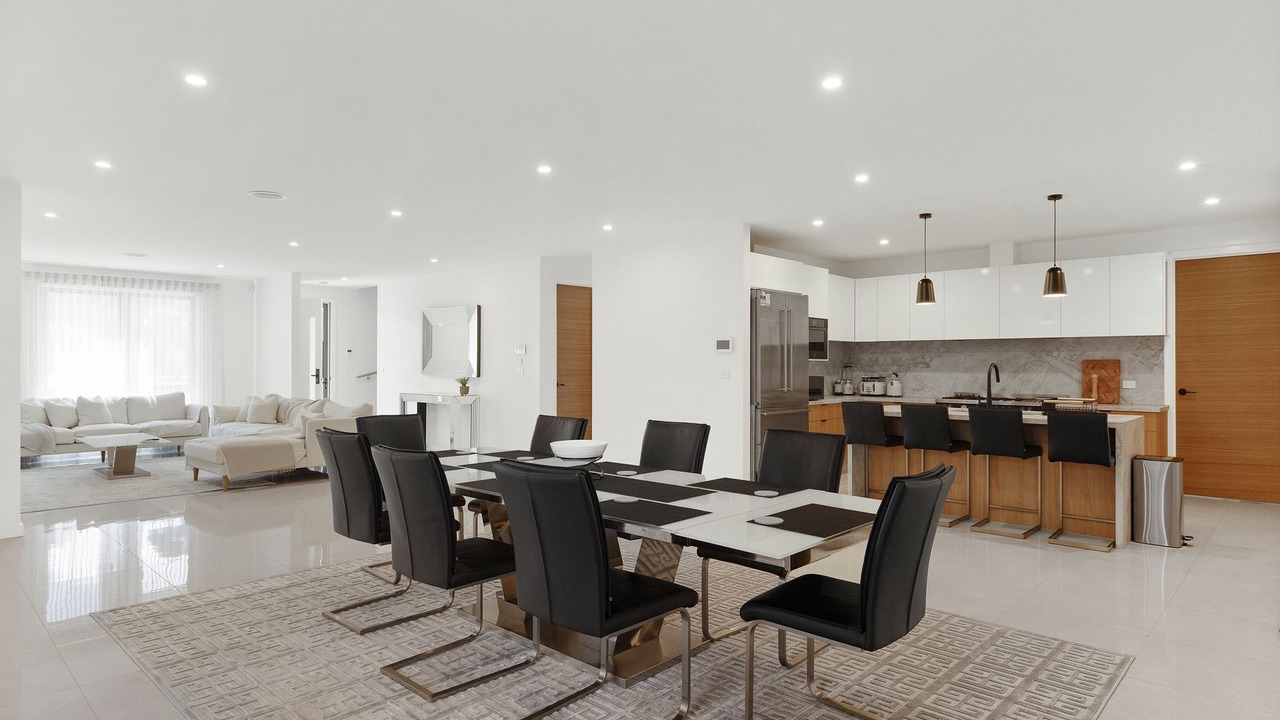 Photo of Others in Rhyll