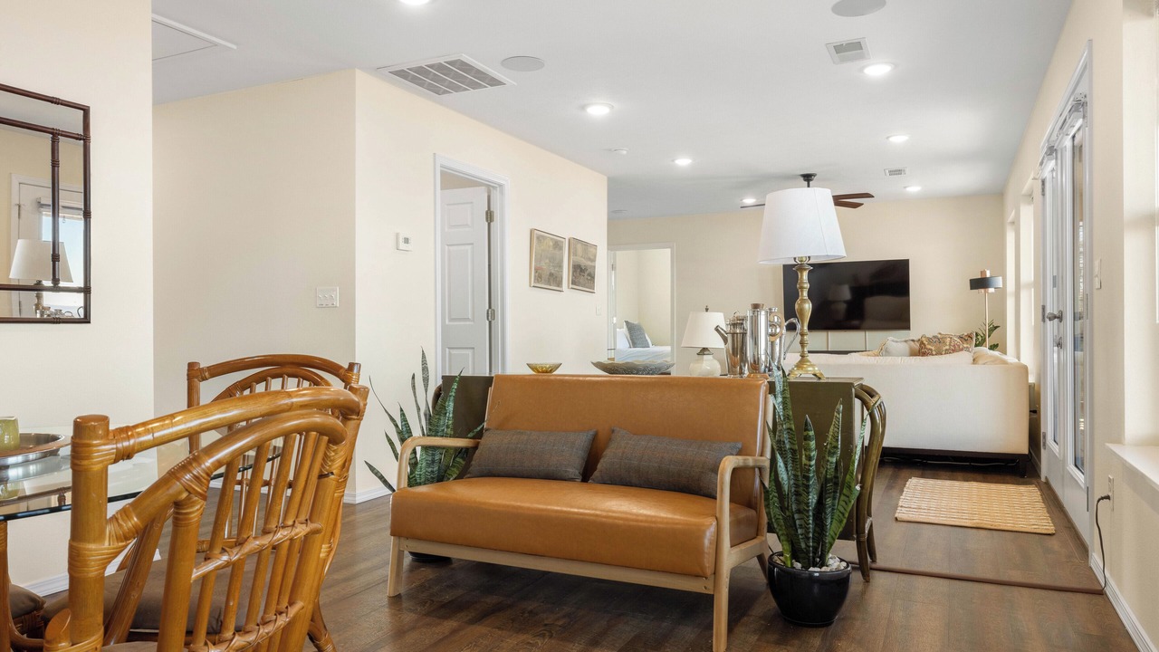 Photo of Livingroom in Jasper