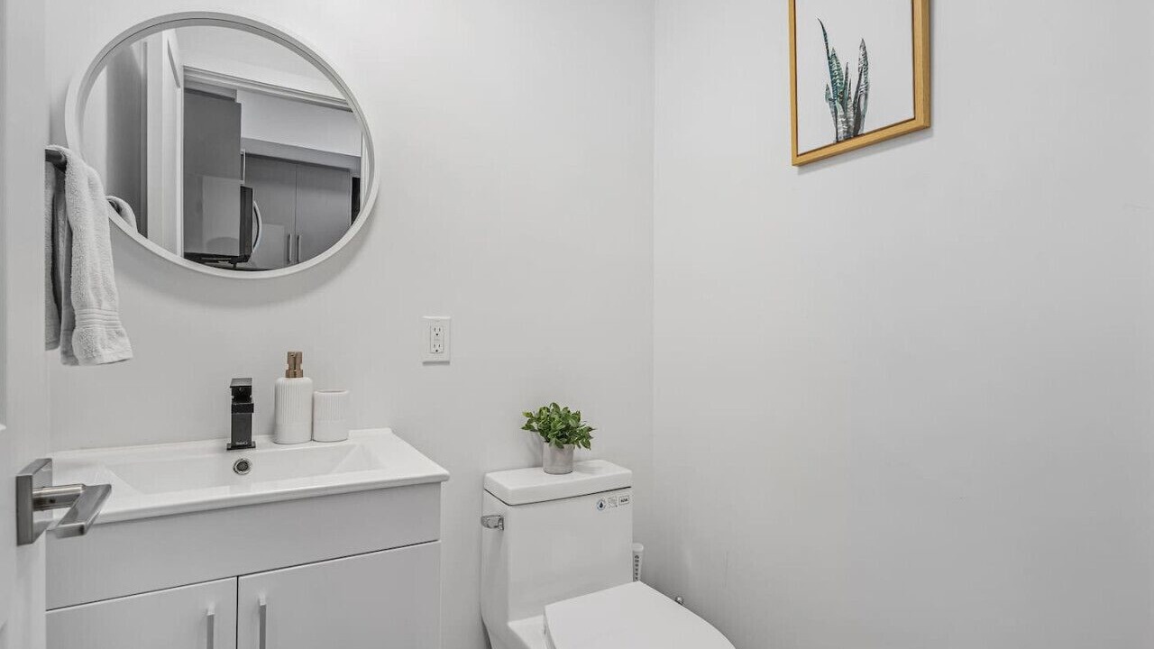 Photo of Bathroom in Niagara Falls
