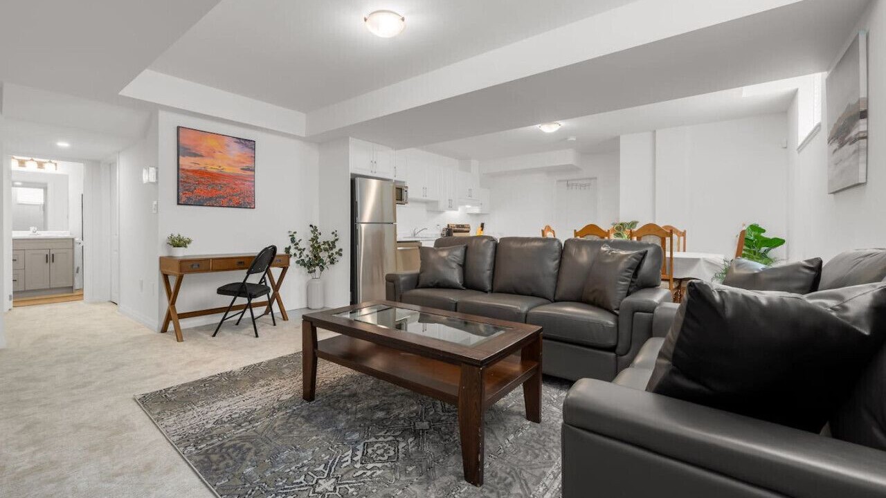 Photo of Livingroom in Thorold